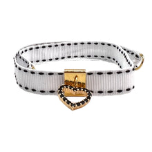 Carica l'immagine nel visualizzatore di Gallery, BRACCIALE PENDENTE CUORE CON ZIRCONCINI NERO
