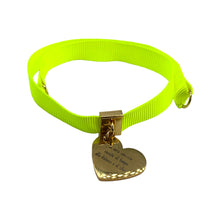 Carica l'immagine nel visualizzatore di Gallery, BRACCIALE PENDENTE STELLA CON SCRITTA "LA VERA AMICIZIA RESISTE AL TEMPO ALLA DISTANZA E AL SILENZIO "