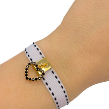Carica l'immagine nel visualizzatore di Gallery, BRACCIALE PENDENTE CUORE CON ZIRCONCINI NERO