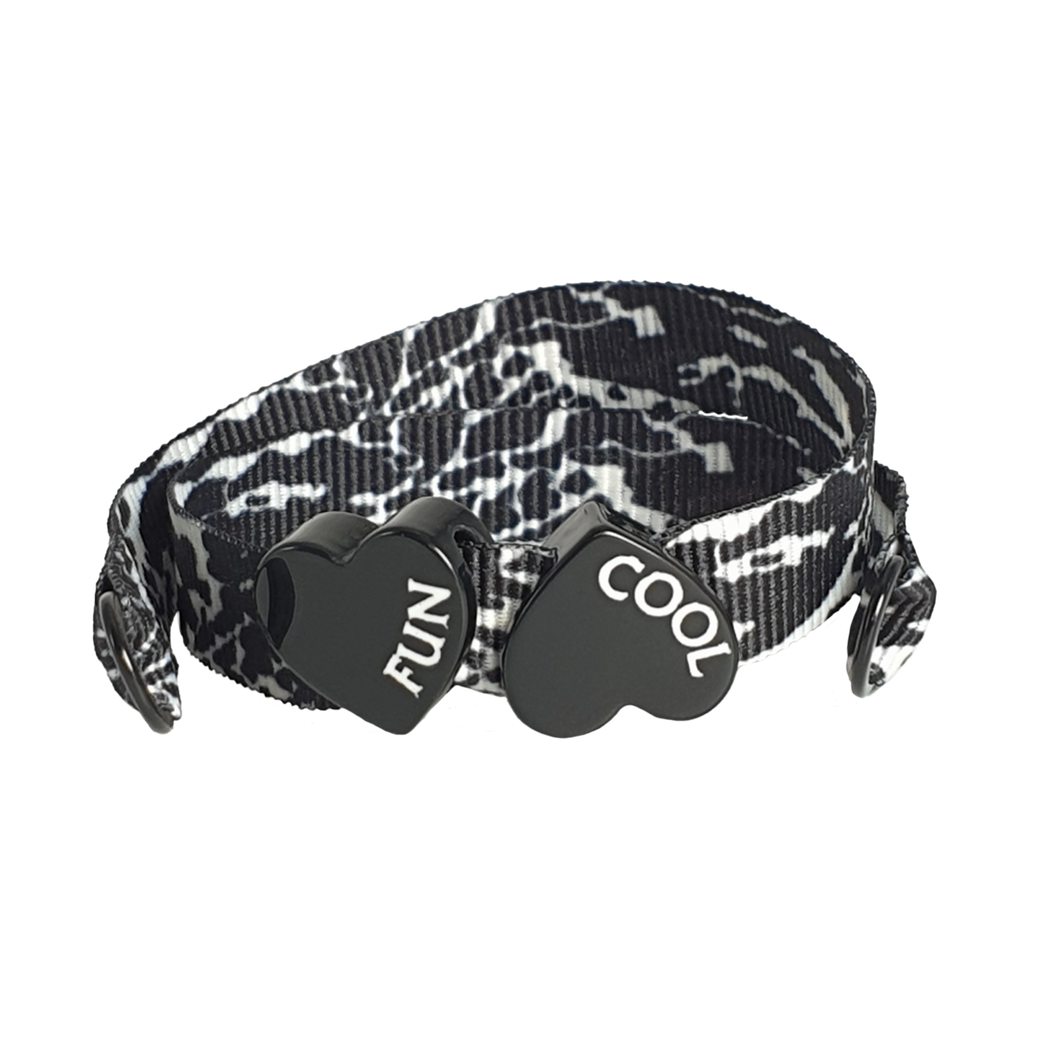 BRACCIALE PYTHON DOPPIO CUORE NERO FUN COOL IN BIANCO